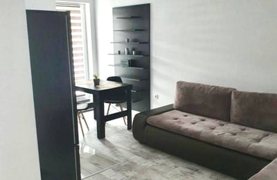 Location d’un appartement accueillant avec balcon, secteur 6, Chiajna, Bucarest, Roumanie